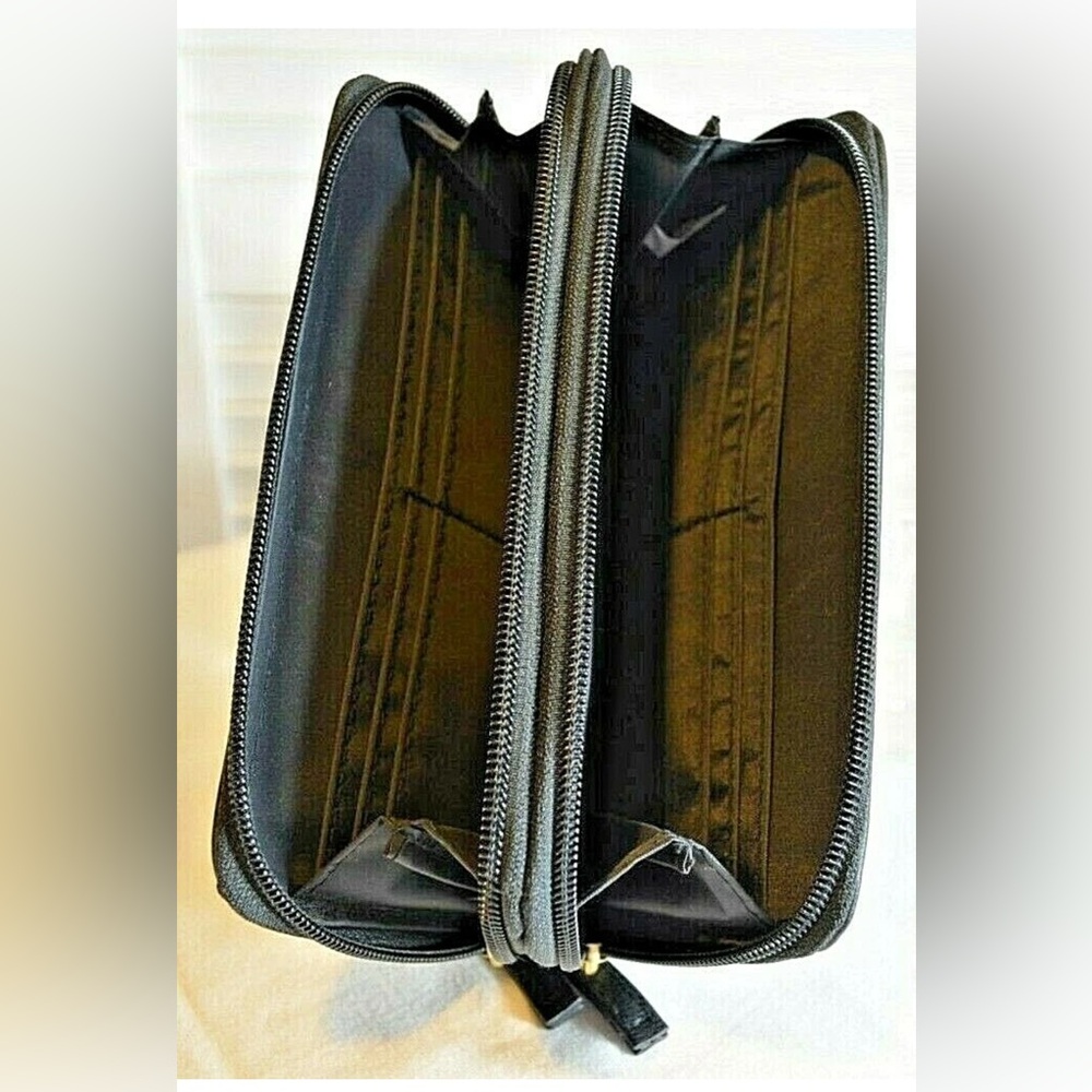 Rampage Womens Wallet 2 in 1 Wristlet Double Zip Around Black Faux Leather - Picture 6 of 7